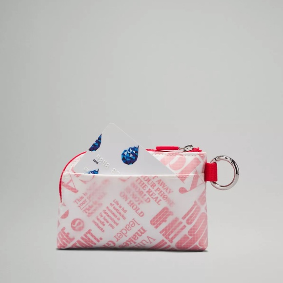 BNWT Lululemon Clippable Card Pouch Manifesto Print in White/Lulu Red - Picture 7 of 11